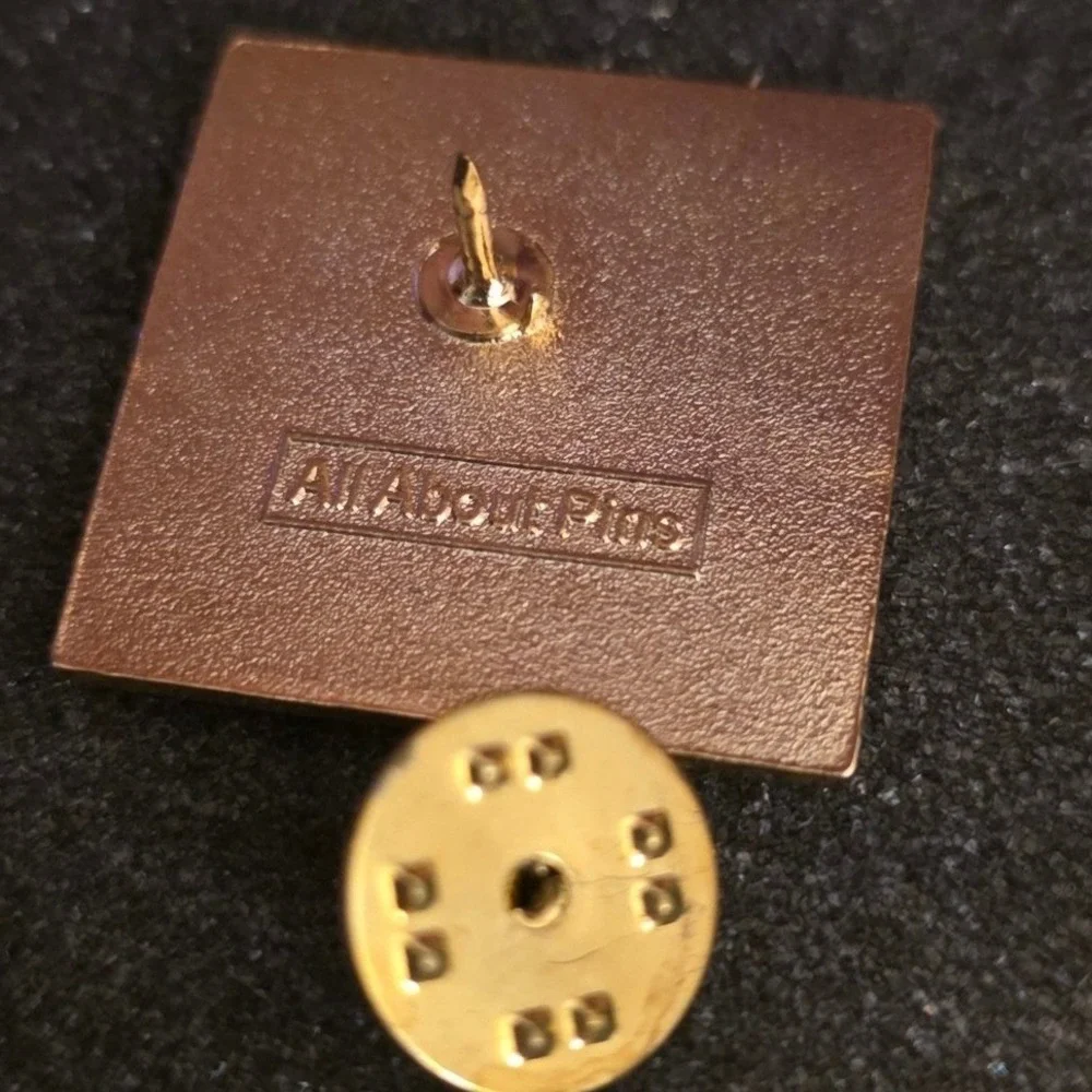 Roberts Flower‎ School 100 Years of Inspiring Women Centennial Pin Vintage